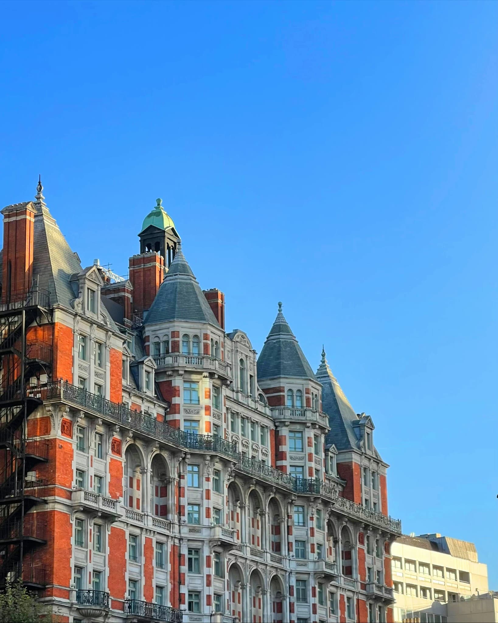 SNG Vatandaşları için Londra Emlak Gereksinimleri (2026)